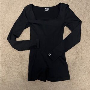 cute black jumpsuit!